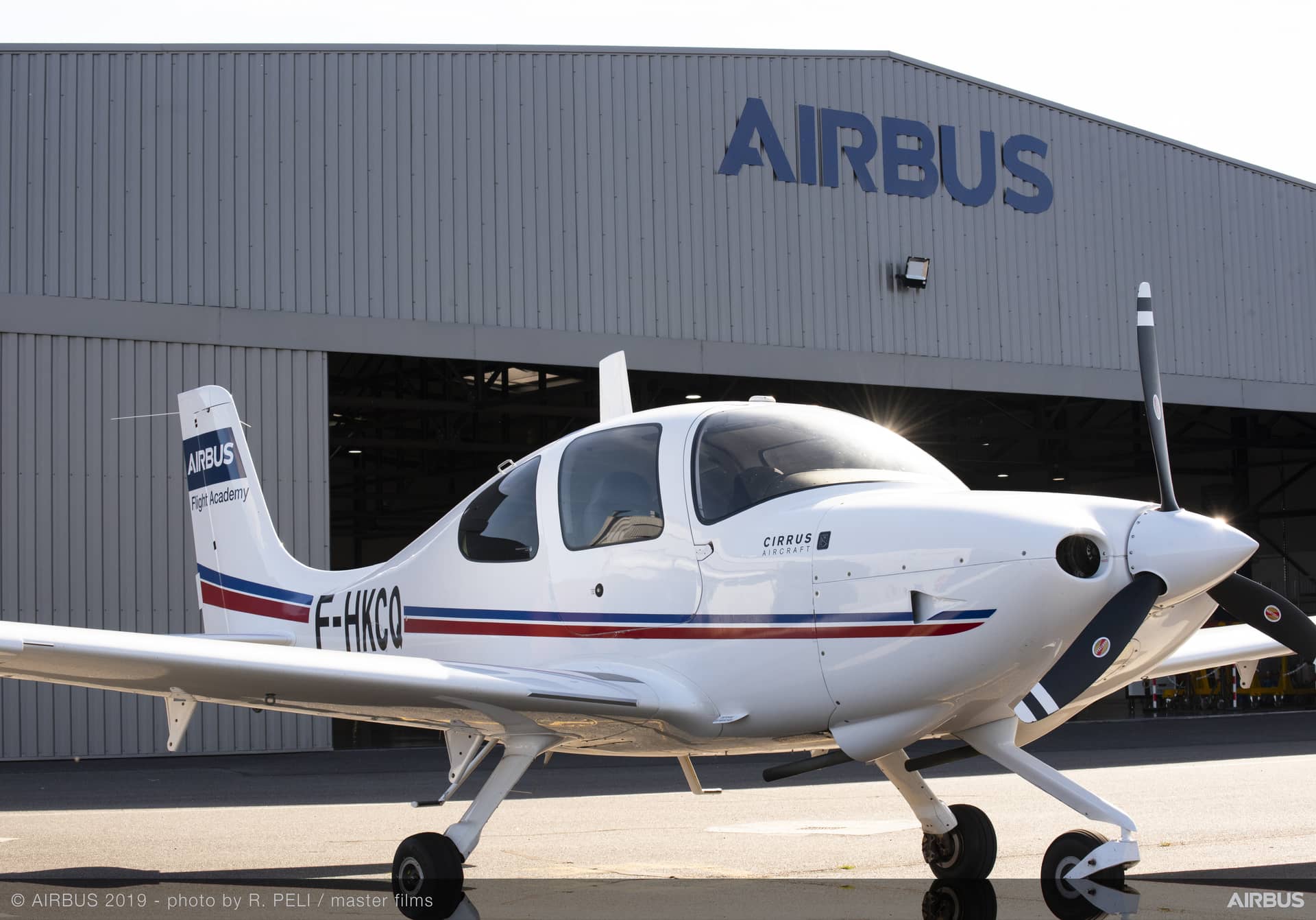 Avion de l(école de pilotage Airbus Flight Academy